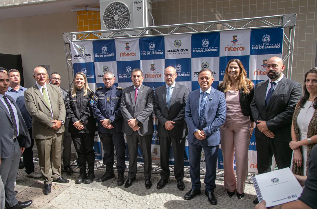 Na cerimônia de inauguração, estiveram presentes o Secretário de Estado da Polícia Civil, Delmir Gouveia; Secretário de Estado de Polícia Militar, Cel. Sylvio Guerra; Secretária de Estado de Polícia Penal, a Inspetora de Polícia Penal, Alessandra Odawara; Secretária Presidente do Instituto de Segurança Pública (ISP), Bárbara Caballero; Governador do Rio de Janeiro, Ricardo Couto; Prefeito de Niterói, Rodrigo Neves; Vice-prefeita, Isabela Swan; entre outras personalidades