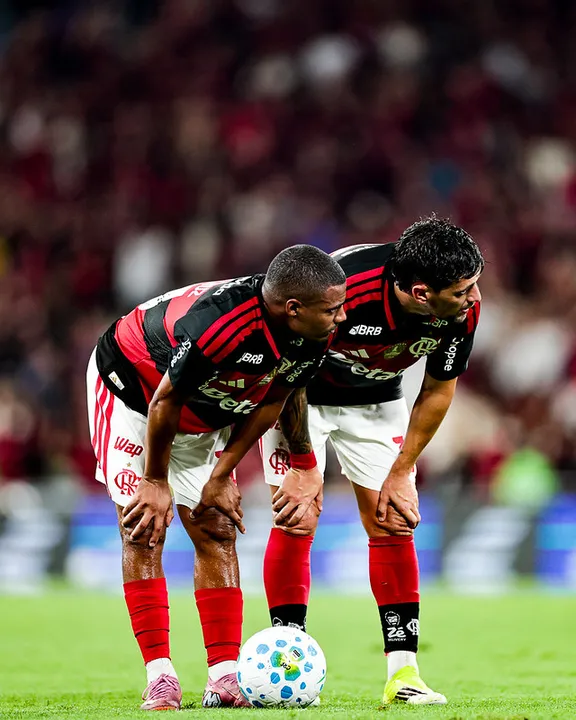 Flamengo quer espantar os resultados ruins diante do Vitória, no Barradão