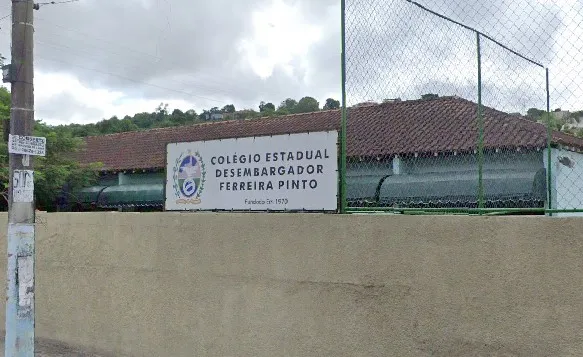 Furto de cabos afetou fornecimento de energia na escola