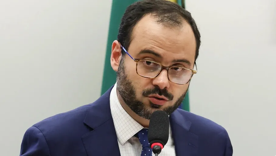 O lançamento do programa foi feito pelo ministro do Empreendedorismo, da Microempresa e da Empresa de Pequeno Porte, Paulo Henrique Pereira