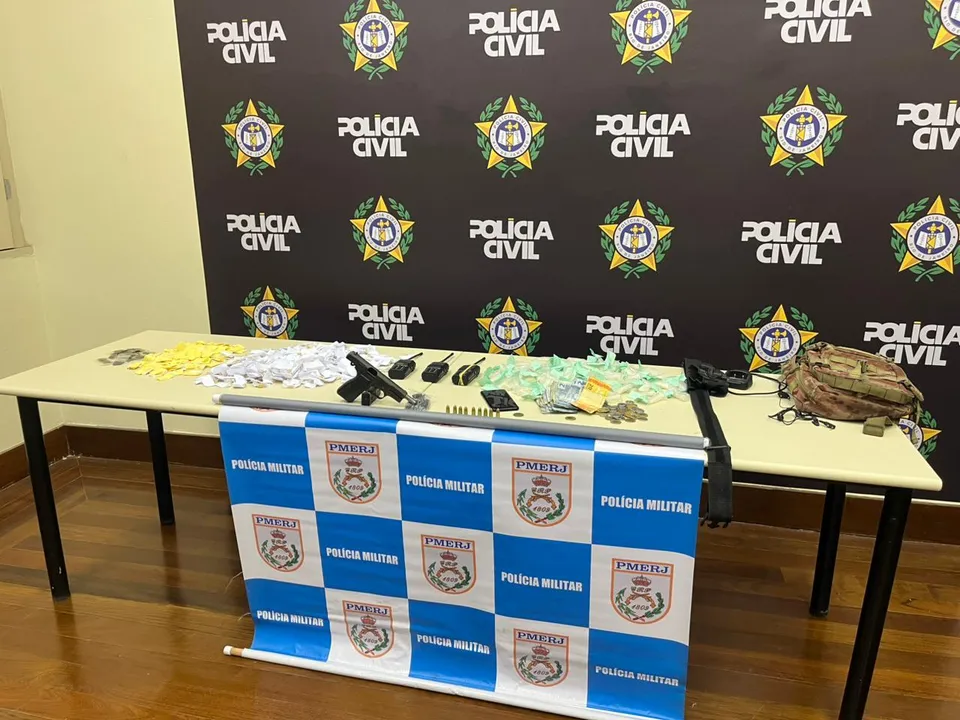 Todo o material recolhido durante a ação permaneceu apreendido