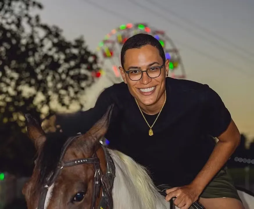 Um dos presos é o fundador da página Choquei, Raphael Sousa Oliveira.