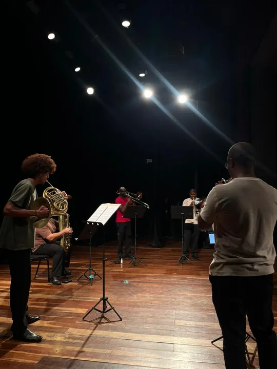 Ao todo, serão três concertos, com duração de cerca de 60 minutos cada, beneficiando aproximadamente 450 jovens