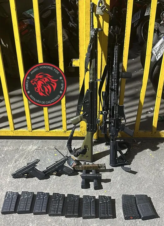 A ação teve como alvo investigações sobre o tráfico de drogas na região do Jardim Catarina