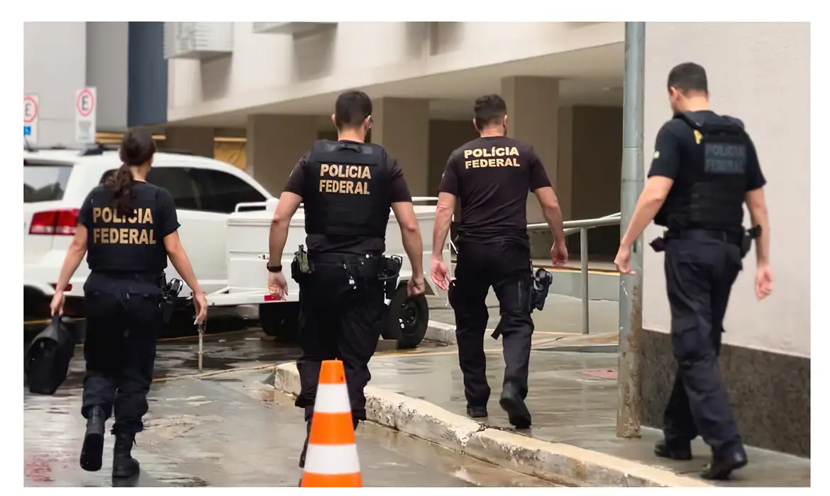 O trabalho do ministério também alcançou o bloqueio de R$ 523 milhões em bens de acusados que pertencem ao crime organizado