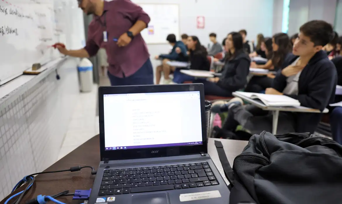 Os candidatos podem conferir diretamente no Portal Único de Acesso ao Ensino Superior na parte do Prouni se estão na lista da primeira chamada