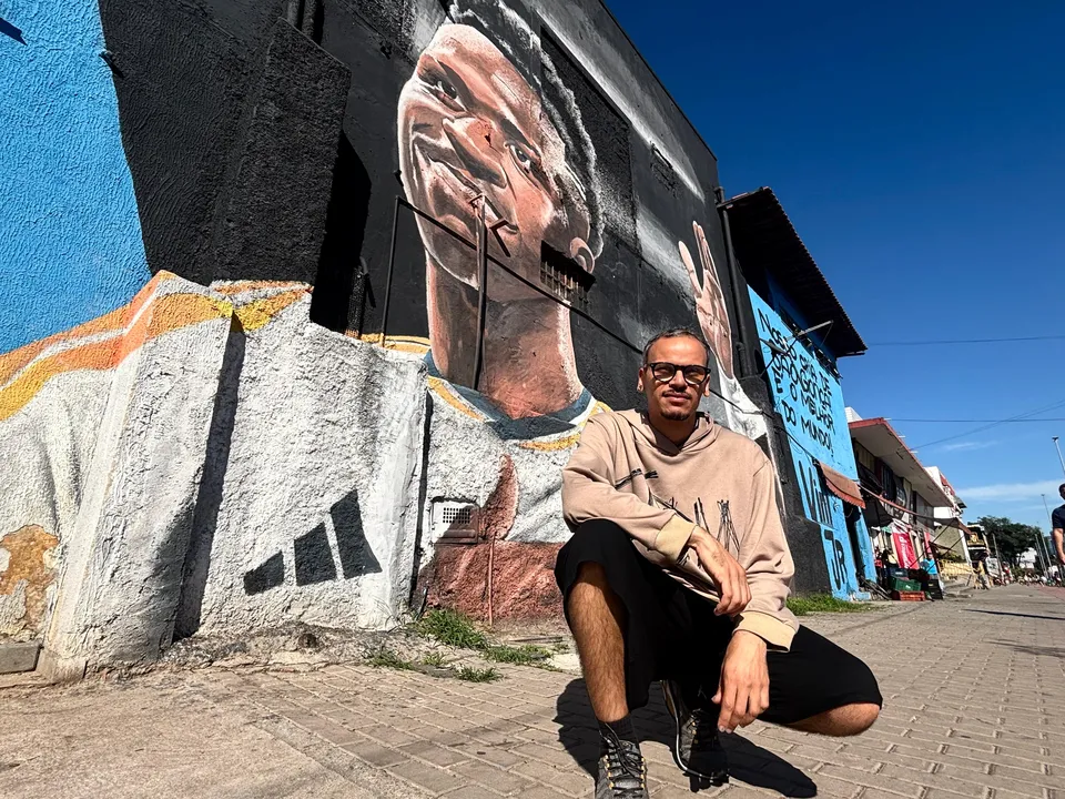 Vinicius Medeiros, mais conhecido como Siri do Muro