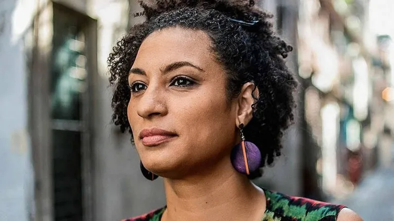 Neste sábado (14), será aberta a exposição “Mulher Raça – O Legado de Marielle Franco”, no Centro Cultural Banco do Brasil, no centro do Rio
