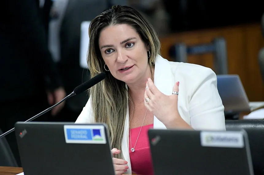 Senadora Augusta Brito (PT-CE)