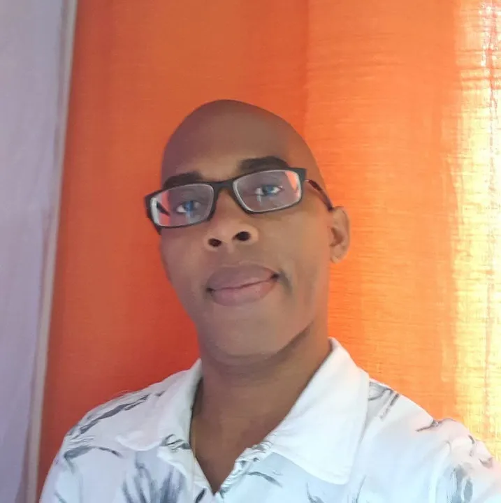 O zelador Alexandre Santos, de 47 anos, estava desaparecido desde a última terça-feira (14)