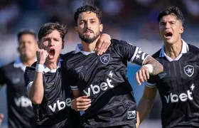 Botafogo enfrenta o Athletico PR, em partida adiada do Brasileiro