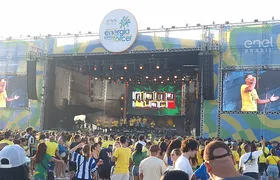 Brasil vence o Japão de virada e faz a festa da torcida em Niterói