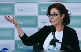 Carla Zambelli renuncia ao mandato; Câmara dará posse ao suplente