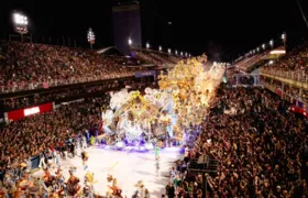 Carnaval 2027: agosto marca o recomeço das vendas de ingressos para a Sapucaí; o valor mínimo é de R$ 125