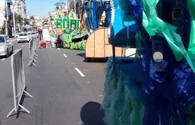 'Carnaval da Retomada' em SG: Escolas desfilantes se organizam na concentração, no Centro