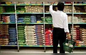 Cesta básica fica mais cara em 14 capitais no mês de fevereiro; saiba quais