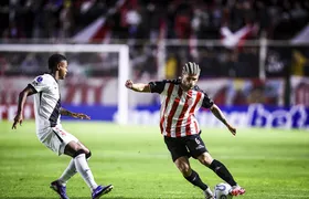 Com time alternativo Vasco fica no empate contra o Barracas Central na Sulamericana 2026