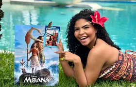 De São Gonçalo à Disney: jovem que dá vida à Moana realiza sonho ao conhecer The Rock