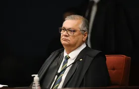 Dino suspende trecho de PL que libera emendas do orçamento secreto