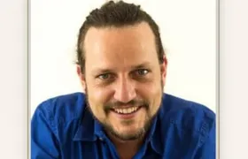 Edward Boggis, ator de “Malhação”, morre aos 49 anos