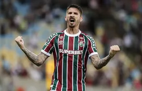 Everaldo negocia com Al Dhafra, dos Emirados Árabes, e pode deixar o Fluminense