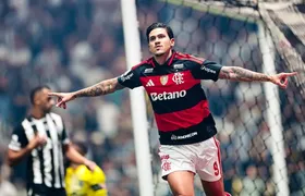 Flamengo goleia Atlético Mineiro fora de casa