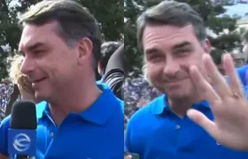 Flávio Bolsonaro afirma que Brasil está passando por  'grande guerra espiritual'