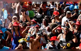 Folia sem fim: mais de 30 blocos agitam Rio e Niterói até domingo com Anitta e Monobloco na programação