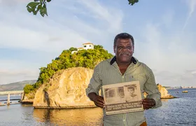 Conheça o jogador de São Gonçalo, ídolo de Curaçao, estreante na Copa do Mundo