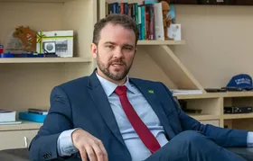 Governo avalia uso do FGTS para quitar dívidas, diz Durigan