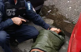 Homem é baleado no Centro de Niterói nesta sexta-feira (26)