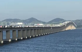 Homem é preso por importunação sexual contra passageira em ônibus na Ponte Rio-Niterói