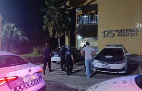 Homem invade velório com faca, faz ameaças e é detido em São Pedro da Aldeia