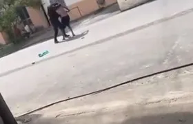 Homem tenta tomar fuzil de PM, realiza disparos e acaba preso