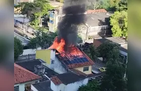 Incêndio atinge espaço cultural no bairro Vital Brazil, em Niterói