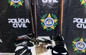 Investigado por assassinato, homem é preso por porte ilegal de arma de fogo em São Gonçalo