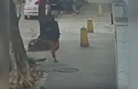 Mulher cai em bueiro na Zona Norte do Rio; Vídeo