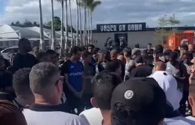 Organizada do Vasco vai ao CT para cobrar jogadores