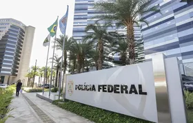 PF atua contra grupo investigado por fraudes na emissão de CPFs