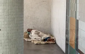 Passageiros apontam abandono e problemas estruturais no Terminal Roberto Silveira