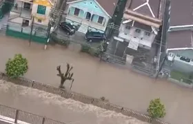 Governo do Estado monitora chuvas em tempo real, mantém alerta e intensifica buscas em Petrópolis