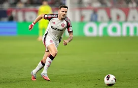 Saúl fará cirurgia no calcanhar e está fora do início da temporada no Flamengo