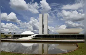 Senado aprova 'Pix Pensão' para o pagamento de pensão alimentícia