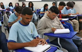 Pé-de-Meia: nascidos em novembro e dezembro recebem parcela de R$ 200