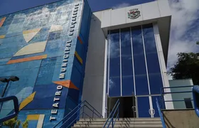 Teatro Municipal de São Gonçalo recebe espetáculo de comédia nesta sexta-feira (31)