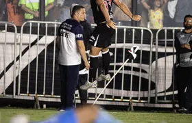 Vasco sofre, vence nos pênaltis e garante vaga na semifinal do Carioca