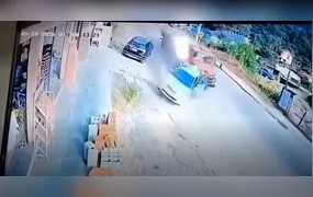Acidente com caminhão deixa três mortos na região serrana do Rio; veja o vídeo