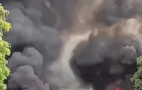 Aeronaves caem no Recreio dos Bandeirantes e incêndio atinge concessionária de veículos; Vídeo!