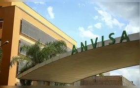 Anvisa proíbe plataforma de consulta online e entrega de medicamento