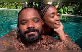 Após Arlindinho aparecer em vídeo feito em casa de swing, Erika Januza apaga fotos com o sambista